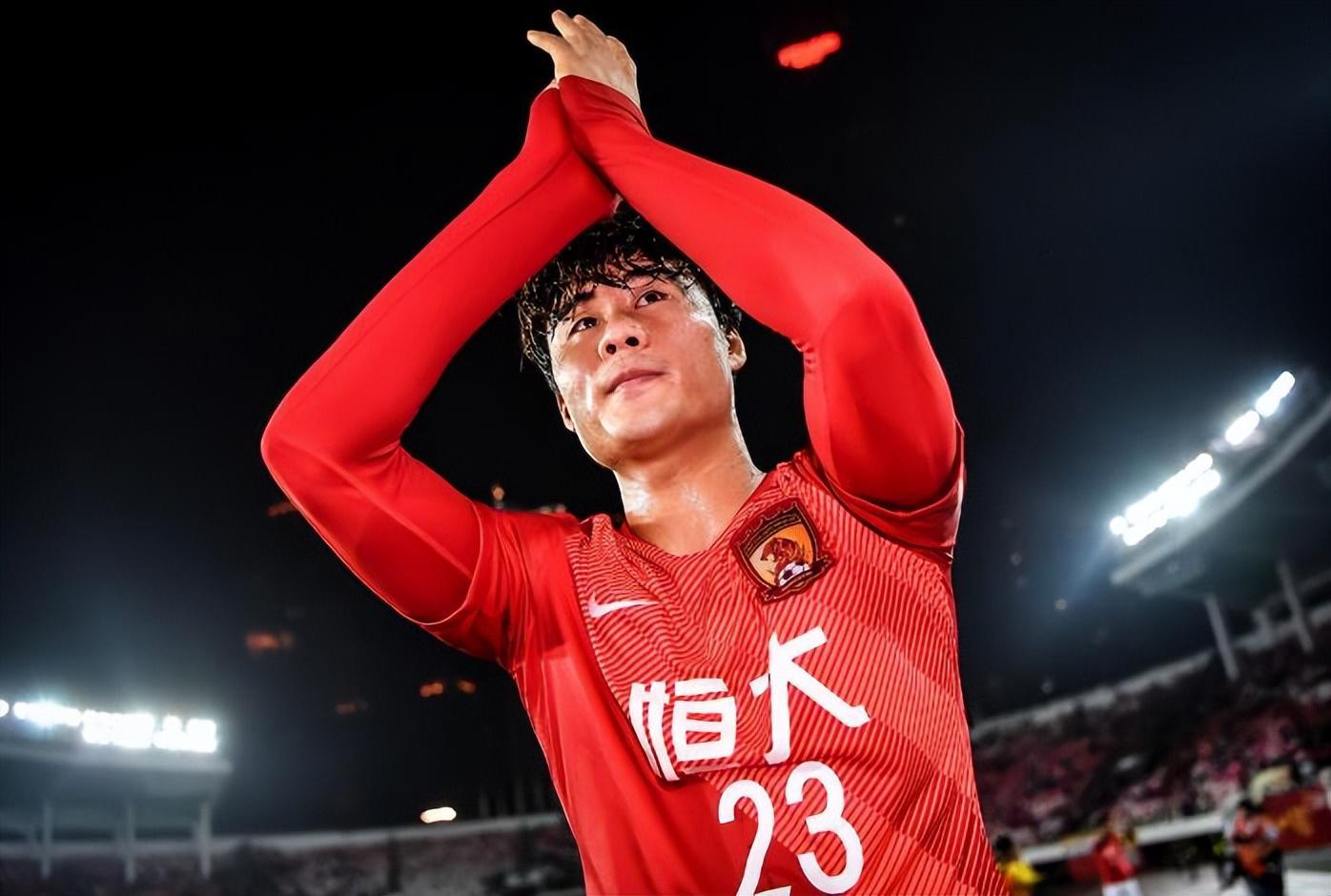 V体育网址-武汉三镇冬训出现功勋外援身影，上赛季表现不俗，值得莫拉重用