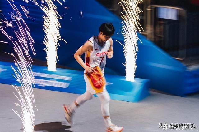 V体育在线官网-媒体人：杨力维这番言论无疑是有风险的 因为可能会动一些人的蛋糕